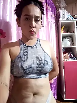 Snapshot of Valentinass20 chatting on November 12, 2025, 2:23 am Valentinass20 online show from November 12, 2025, 2:23 am