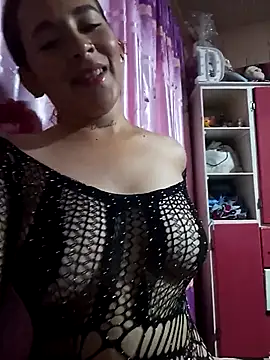 Snapshot of Valentinass20 chatting on November 14, 2025, 1:59 am Valentinass20 online show from November 14, 2025, 1:59 am