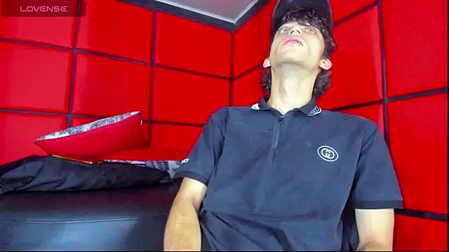 Khalid16  online show from October 29, 2025, 2:19 pm