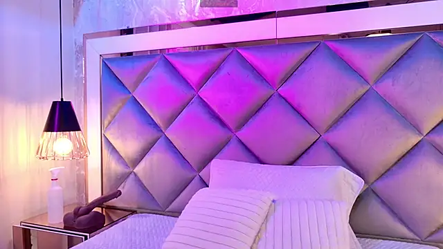  giggy 2 online show from November 29, 2025, 11:46 am