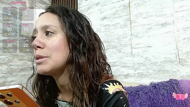 LunaaMorena online show from March 7, 2026, 1:52 pm