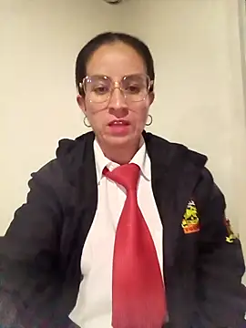 Valentina--1 online show from November 26, 2025, 2:01 am