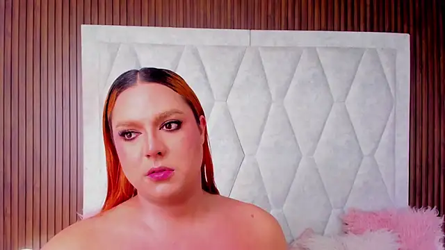 IrinaaVega online show from December 2, 2025, 4:35 pm