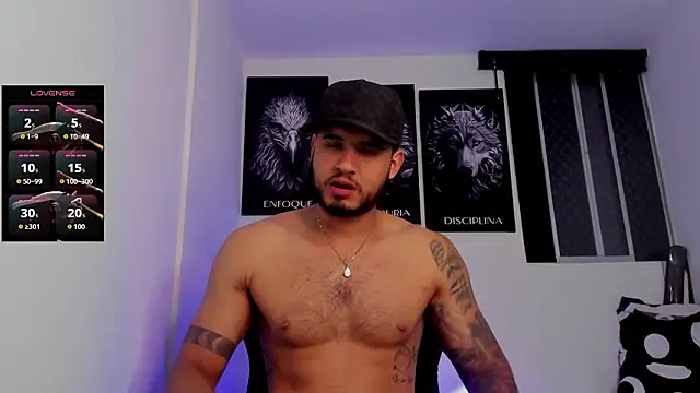 AUSTINN TORRES online show from February 20, 2026, 12:18 am