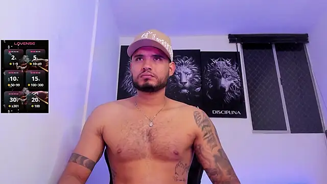 AUSTINN TORRES online show from March 4, 2026, 1:00 am