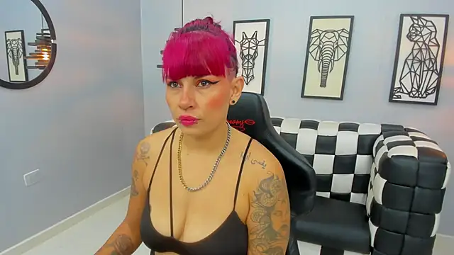 NoaKitsu online show from November 29, 2025, 3:31 am