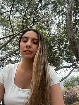 sarah honey   online show from March 4, 2026, 4:02 pm