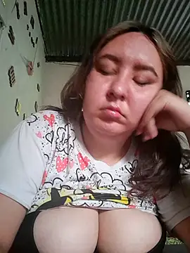 Snapshot of SaraCute_1 chatting on October 31, 2025, 2:07 pm SaraCute 1 online show from October 31, 2025, 2:07 pm