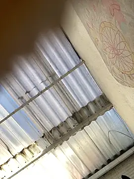 Kloe Novoa online show from November 7, 2025, 1:22 pm