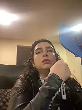 Kloe Novoa online show from March 25, 2026, 1:06 pm