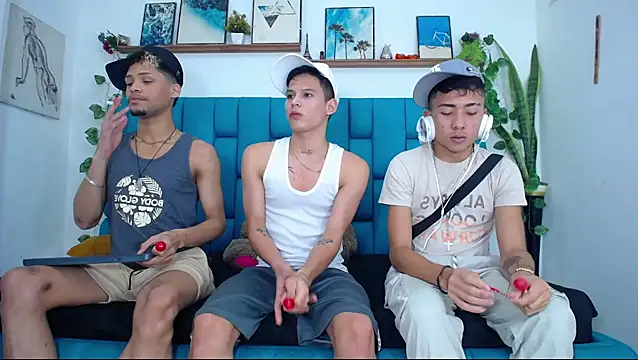 Hot Boys Latinos X online show from January 16, 2026, 10:36 pm