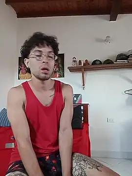 Snapshot of Paul_Bellucci chatting on October 25, 2025, 8:47 pm Paul Bellucci online show from October 25, 2025, 8:47 pm