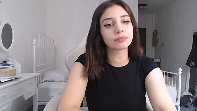 bellefleurrr online show from June 4, 2026, 5:52 pm