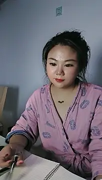 Snapshot of doudou101 chatting on October 28, 2025, 3:47 pm doudou101 online show from October 28, 2025, 3:47 pm