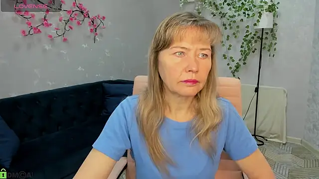 Carla Vogue online show from November 29, 2025, 2:58 am