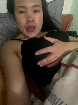 Macy-y online show from November 23, 2025, 2:17 pm