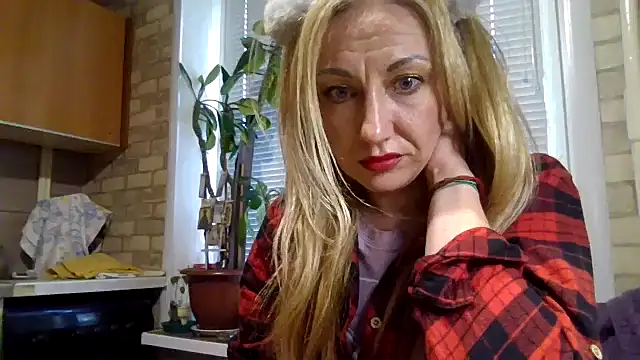 LilaniLoverx online show from November 3, 2025, 1:34 pm