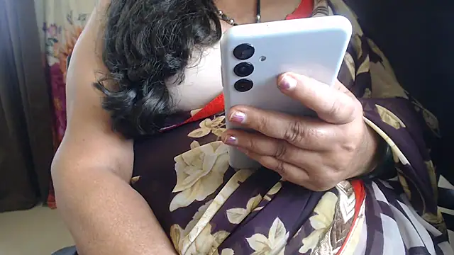 Snapshot of TABOOBREAKERS chatting on January 16, 2025, 7:07 am TABOOBREAKERS online show from January 16, 2025, 7:07 am