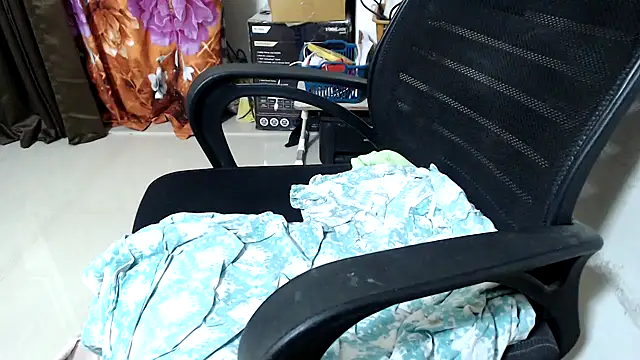 Snapshot of TABOOBREAKERS chatting on February 11, 2025, 5:07 pm TABOOBREAKERS online show from February 11, 2025, 5:07 pm