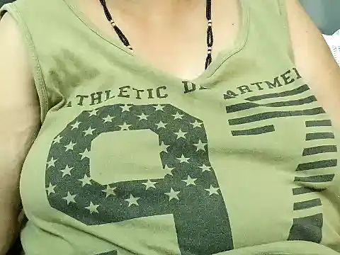 Snapshot of TABOOBREAKERS chatting on May 14, 2026, 3:52 pm TABOOBREAKERS online show from May 14, 2026, 3:52 pm