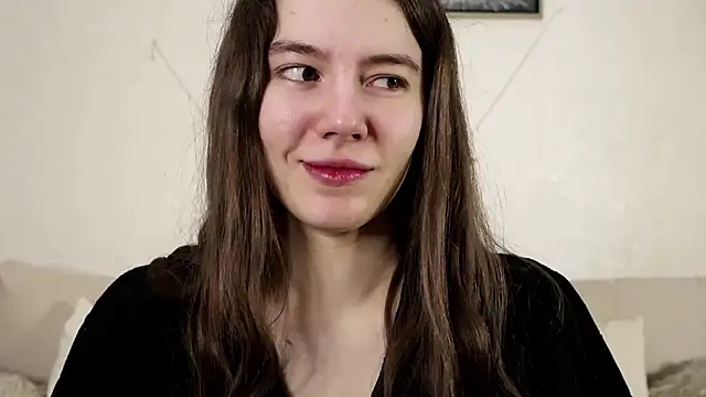 Petalwren online show from February 15, 2026, 11:41 am