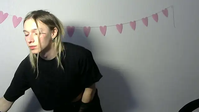 icebenz online show from April 1, 2026, 2:25 pm