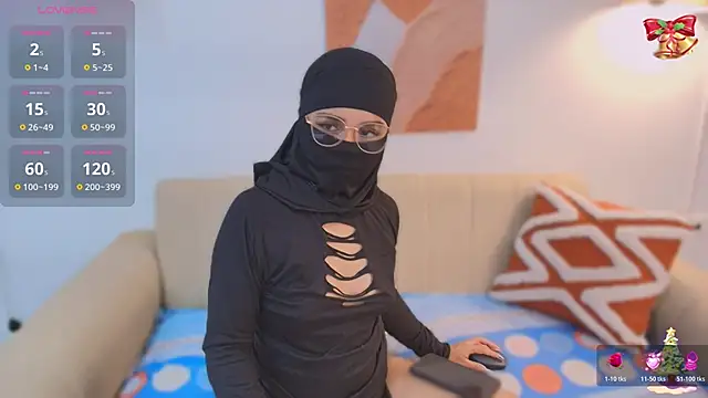 Lailaa lush online show from December 5, 2025, 7:06 am