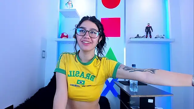 Snapshot of Charlotte_Millers chatting on November 29, 2025, 9:51 pm Charlotte Millers online show from November 29, 2025, 9:51 pm