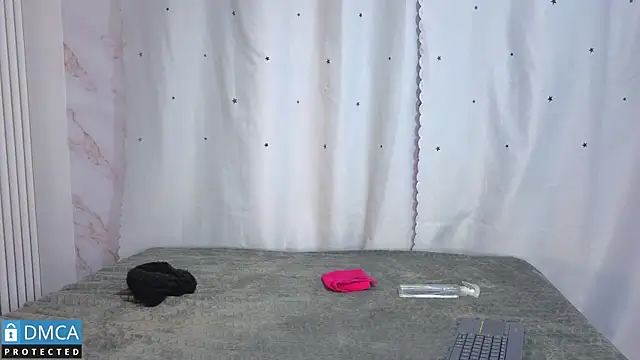 eva delight  online show from February 9, 2026, 11:03 am