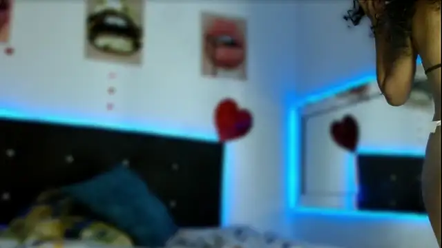 antonella pink2 online show from November 13, 2025, 3:55 pm