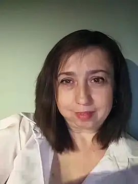 MaryKiki5619 online show from May 26, 2026, 6:37 pm