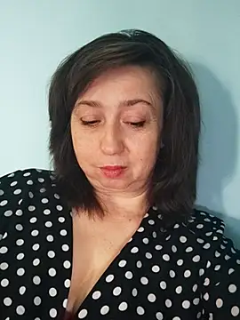 MaryKiki5619 online show from June 30, 2026, 1:34 pm