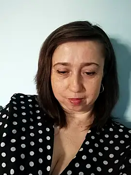MaryKiki5619 online show from July 8, 2026, 2:32 pm