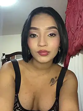 Snapshot of zoeejones chatting on October 28, 2025, 1:09 am zoeejones online show from October 28, 2025, 1:09 am
