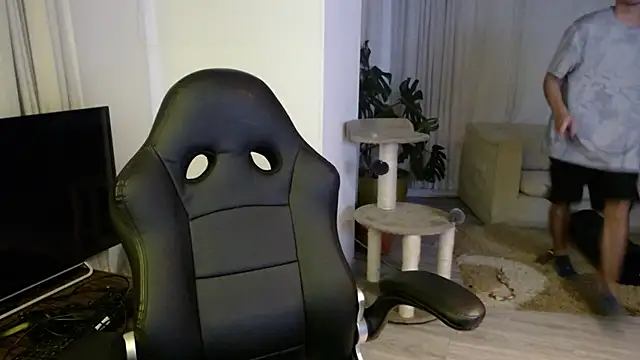 cowboy co online show from October 27, 2025, 4:27 am