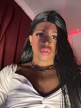 Snapshot of cherxyl_royal chatting on July 21, 2026, 3:58 pm cherxyl royal online show from July 21, 2026, 3:58 pm
