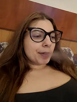sweetbabygirlforyou online show from May 28, 2026, 1:52 pm