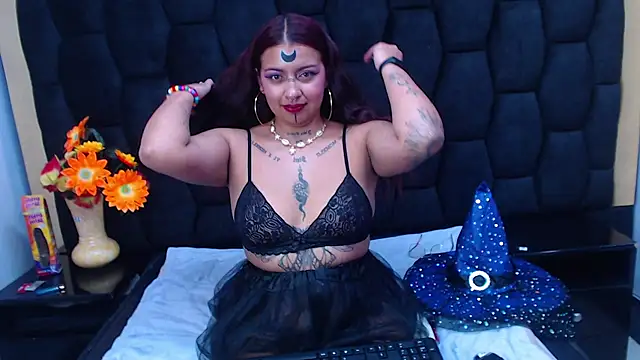 Ambar Paradise online show from October 31, 2025, 1:23 pm