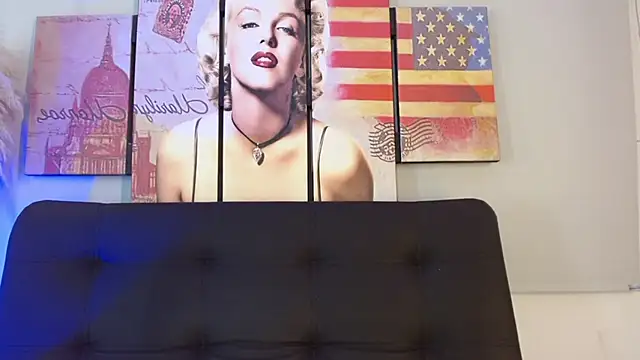 Snapshot of Desire_Evelyn chatting on January 5, 2026, 5:27 pm Desire Evelyn online show from January 5, 2026, 5:27 pm