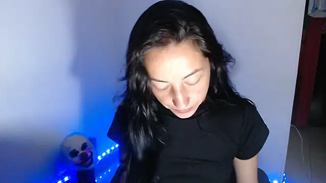 MeganLovee9 online show from October 26, 2025, 8:53 am