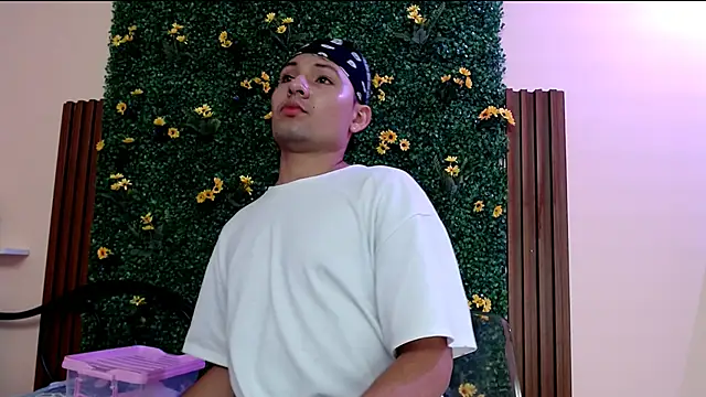 Snapshot of angel666smit chatting on November 1, 2025, 6:21 pm angel666smit online show from November 1, 2025, 6:21 pm