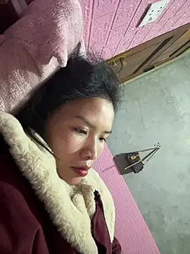 Yunzang online show from March 7, 2026, 2:03 pm