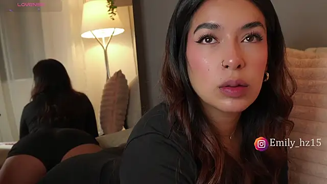 Missemily 11 online show from March 17, 2026, 10:07 am