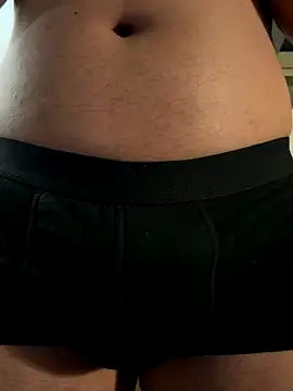 davi73d online show from December 2, 2025, 2:28 am