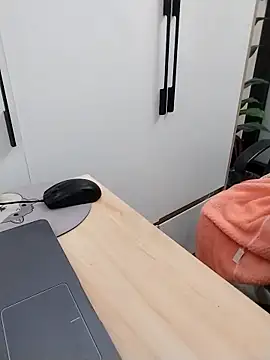 Snapshot of Tammy_meri chatting on November 27, 2025, 10:01 pm Tammy meri online show from November 27, 2025, 10:01 pm