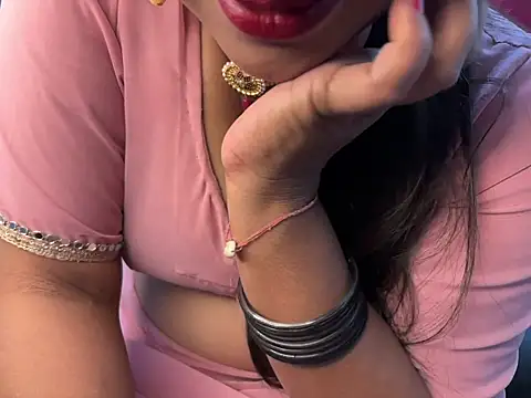 Snapshot of Ritika_janu chatting on April 26, 2026, 5:49 am Ritika janu online show from April 26, 2026, 5:49 am