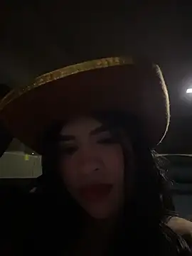 Tatishernandez online show from November 1, 2025, 2:46 am