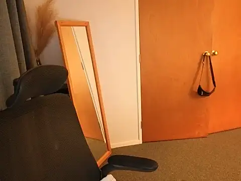 john clarisa online show from April 8, 2026, 5:29 am