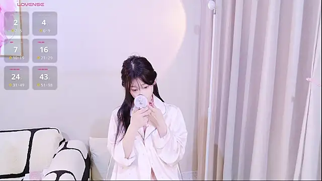 Snapshot of xiaoxi---n chatting on November 22, 2025, 9:52 am xiaoxi---n online show from November 22, 2025, 9:52 am