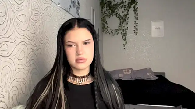 Snapshot of Sylira_fable chatting on November 3, 2025, 11:22 am Sylira fable online show from November 3, 2025, 11:22 am